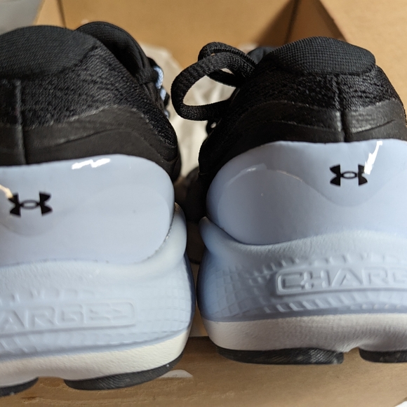 Under Armour Women's Charged Vantage Running Shoe - Picture 2 of 5